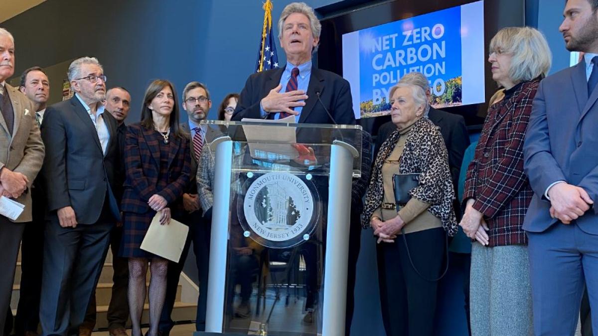 Clean future act presser 