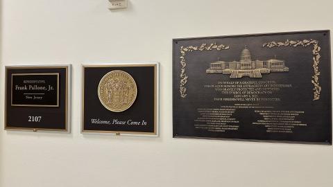 Plaque honoring the officers who defended the Capitol on January 6